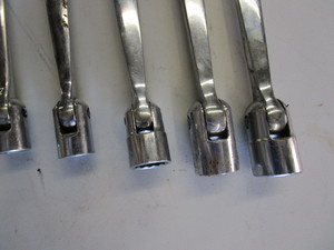 lot 43 image: Snap-on Std Open EndSocket Wrenches 14-34