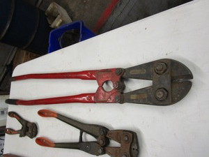 lot 105 image: Bolt Cutters, Cable CutterCrimper