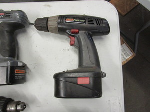 lot 109 image: Cordless Tools & Chargers