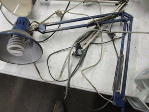 lot 140 image: Lot of Lights & Magnifiers