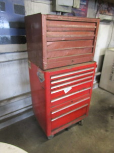 lot 121 image: Tool Box Top & Bottom 29x20x56 Overall Dim.