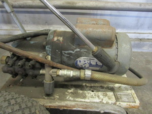 lot 130 image: Pressure Washer
