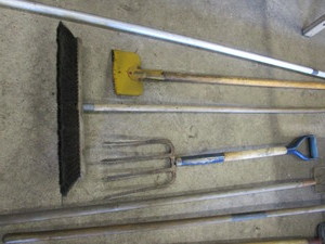 lot 188 image: Misc. Hand Tools