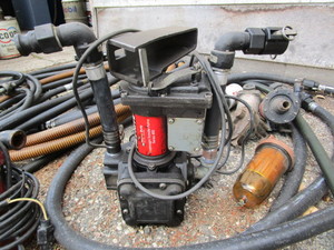 lot 206 image: Oil Pumps, Filters, Transfer Hoses wBanjo Fittings