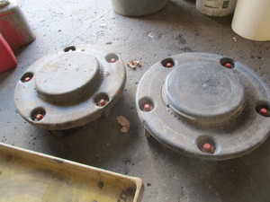 lot 208 image: (3) Barrel Rollers