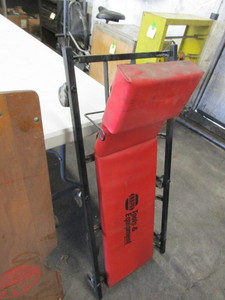 lot 222 image: Creeper & Stand