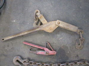 lot 223 image: Log Chain & Chain Binders