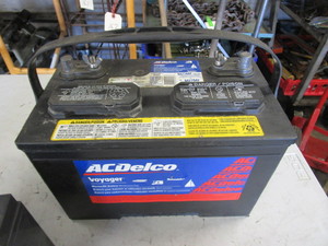 lot 225 image: (2) Marine Batteries