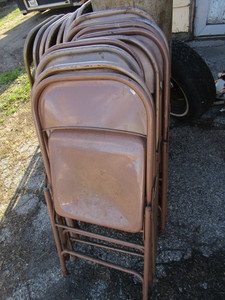 lot 234 image: (10) Metal Folding Chairs