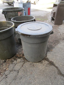 lot 239 image: (5) Garbage Cans