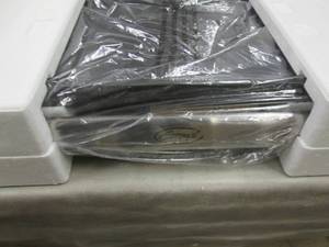 lot 91 image: Ginnys Reversible Electric GrillG...