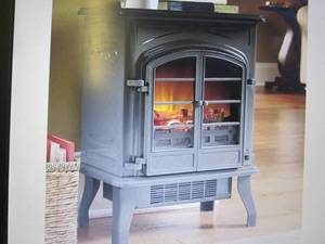 lot 152 image: Electric Stove with Remote open box...