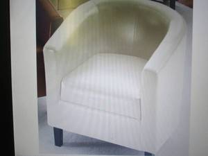 lot 155 image: Hudson Barrel Chair open box Retail...