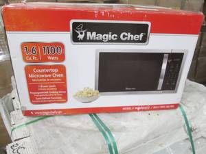 lot 166 image: Magic Chef 1.6 cu. ft. Countertop M...