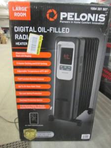 lot 174 image: Pelonis 1,500-Watt Digital Electric...