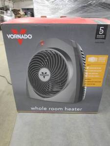 lot 196 image: Vornado 5122 BTU 1500-Watt Portable...