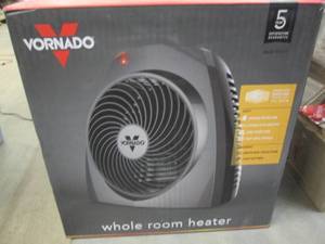 lot 197 image: Vornado 5122 BTU 1500-Watt Portable...
