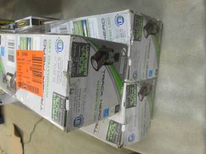 lot 252 image: 3 Lithonia Lighting Spotlight 1-Lig...