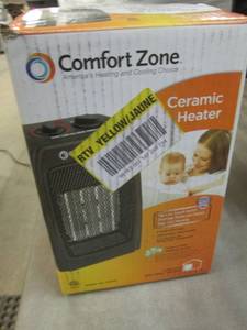 lot 202 image: Comfort Zone 7501,500-Watt Ceramic...