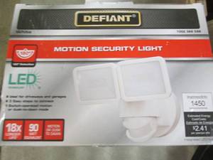 lot 228 image: Defiant 180 Degree White Motion Act...