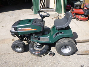 lot 4 image: Lawn General Riding Lawn Mower