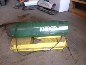 lot 15 image: Knipco Kerosene Heater