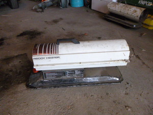 lot 17 image: Reddy Heater Kerosene Heater