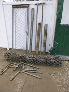 lot 19 image: Dog Kennel
