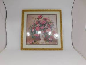 Home Interior Floral Picture in Gold Frame