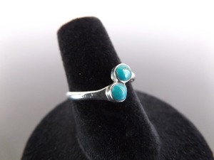 .925 Sterling Silver Turquoise Cabochon Ring Size 7