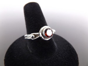 .925 Sterling Silver Faceted Garnet Ring Size 9