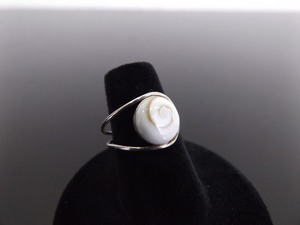 .925 Sterling Silver Polished Shell Ring Size 5.5