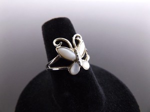 .925 Sterling Silver Inlayed Mother of Pearl Butterfly Ring Size 6.5