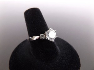 .925 Sterling Silver Faceted Crystal Ring Size 8