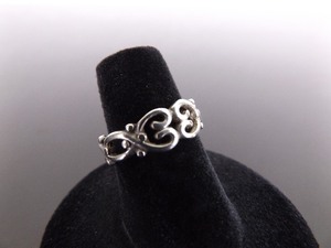 .925 Sterling Silver Hearts Meet Ring Size 6