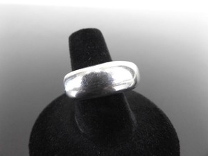 .925 Sterling Silver Domed Punch Ring Size 6.75