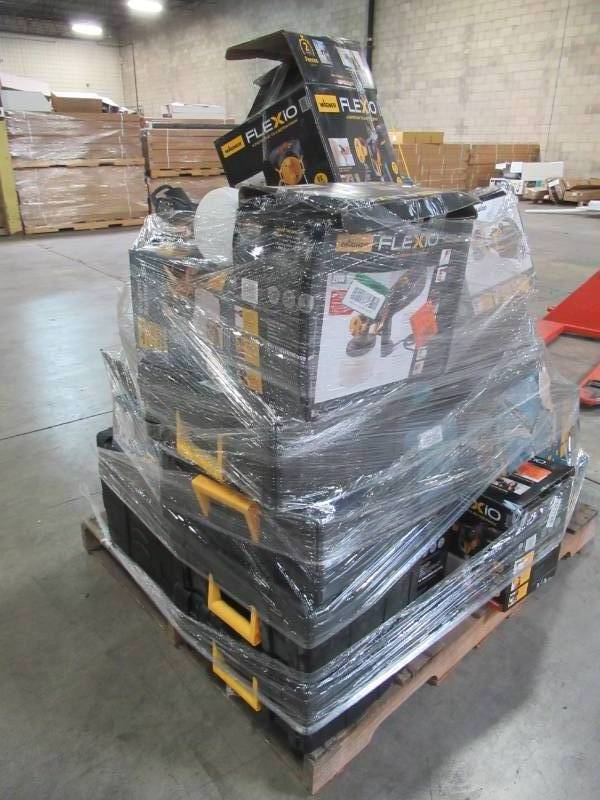 lot 106 image: WHOLESALE MIXED PALLET OF MISCELLANEOUS PAINTSTAIN SPRAYERS BY WAGNER