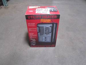 lot 807 image: Utility Milkhouse Style Electric Space Heater #DQ1702