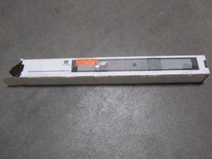 lot 864 image: John Deere 2-Pack 42-in Bagging Riding MowerTractors Mower Blades AM141034