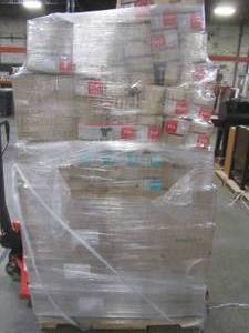 lot 305 image: WHOLESALE MIXED PALLET OF MISCELLANEOUS PVC PIPE FITTINGS