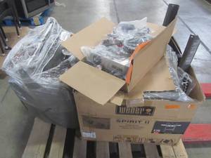lot 310 image: Weber Spirit II E-310 3-Burner Propane Gas Grill in Black 45010001