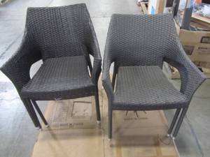 lot 311 image: 5 Outdoor Patio Wicker Chairs 2256838