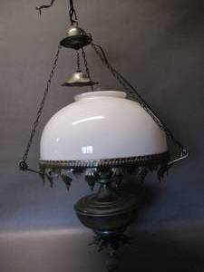 lot 23 image: Hanging Lamp