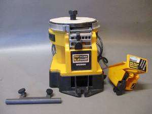lot 28 image: Work Sharp Tool Sharpener