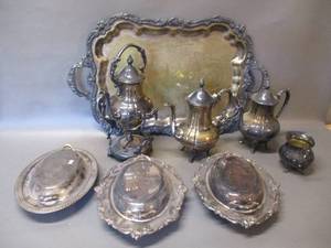 lot 37 image: serving set
