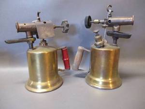 lot 45 image: 2 Brass Torches