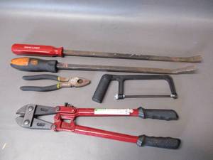 lot 68 image: Tools