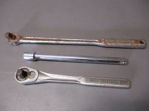 lot 70 image: Craftsman Tools
