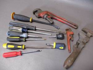 lot 75 image: Tools