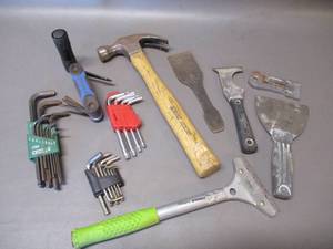 lot 80 image: Tools